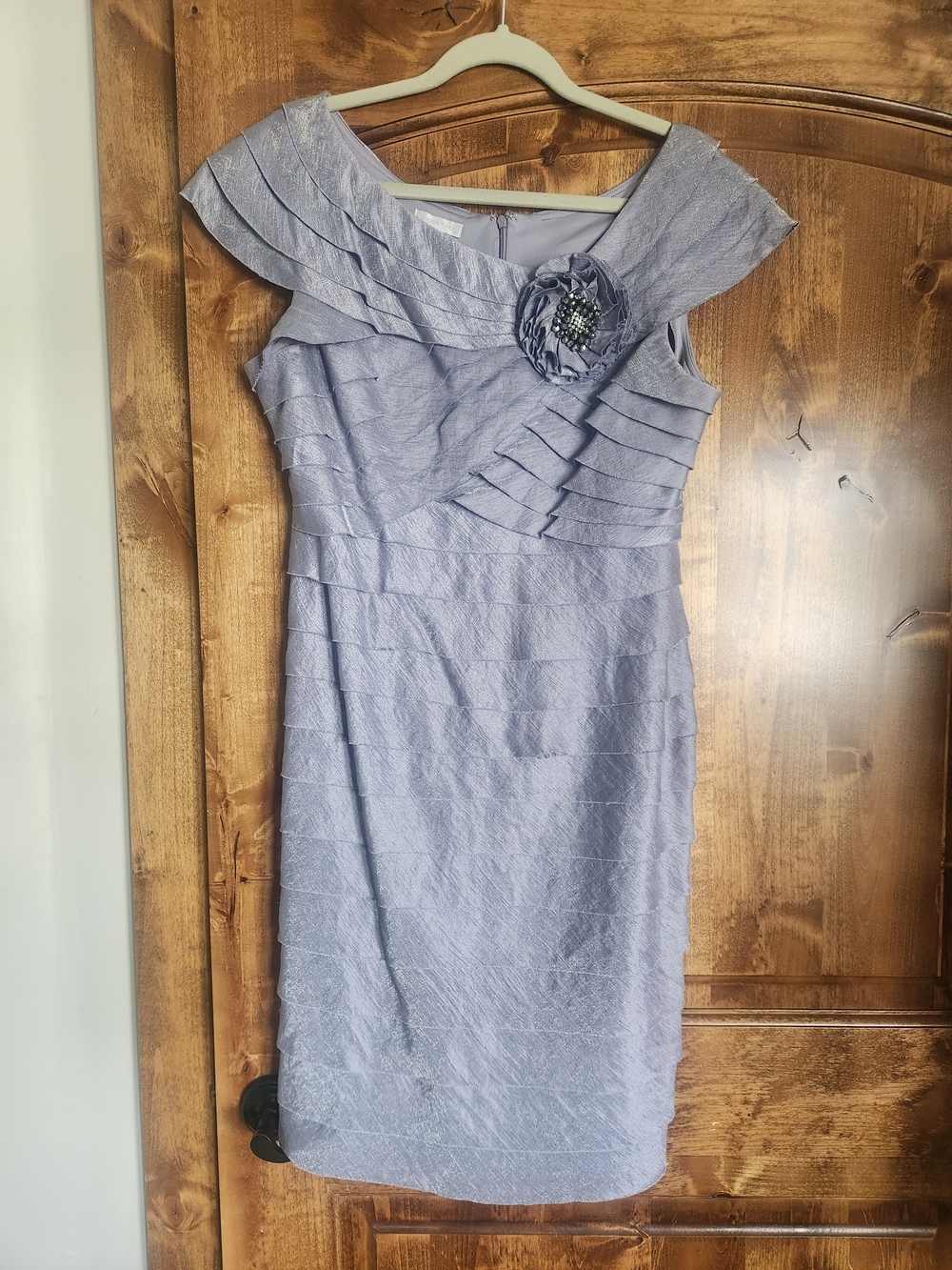 London Times Lavender Pleated Midi Dress with Floral Accent
